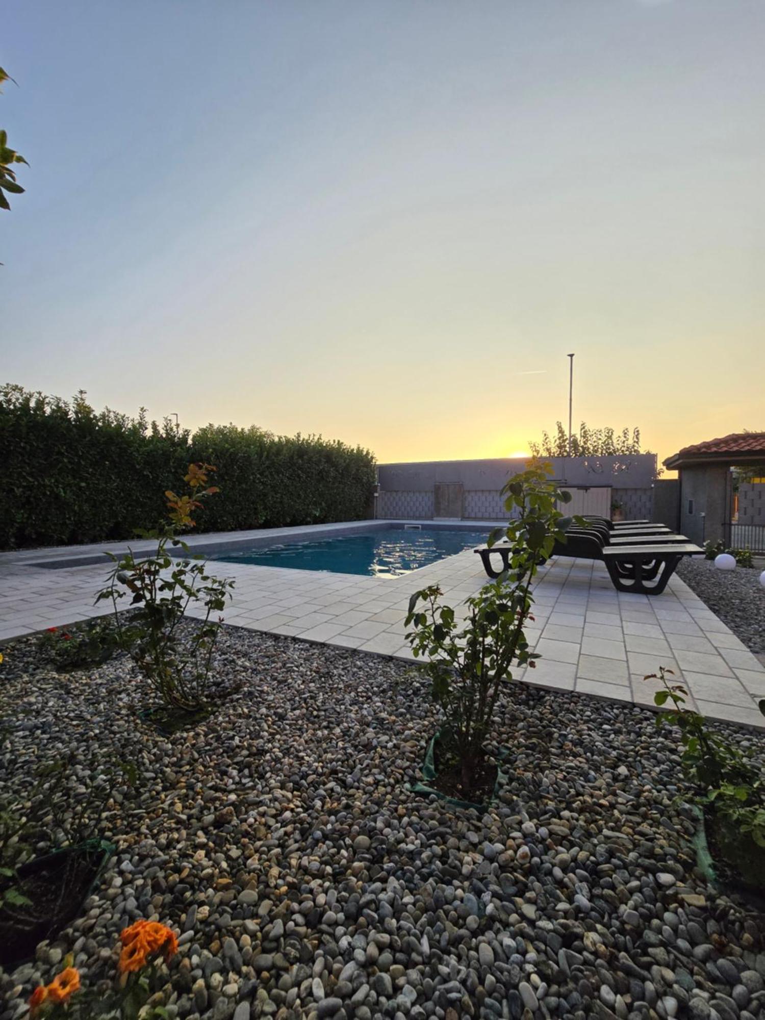 Villa 3 Cassano dʼAdda Екстериор снимка